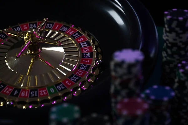 Play'n GO slot game interface on 188bet asia platform showing game lobby and balance display